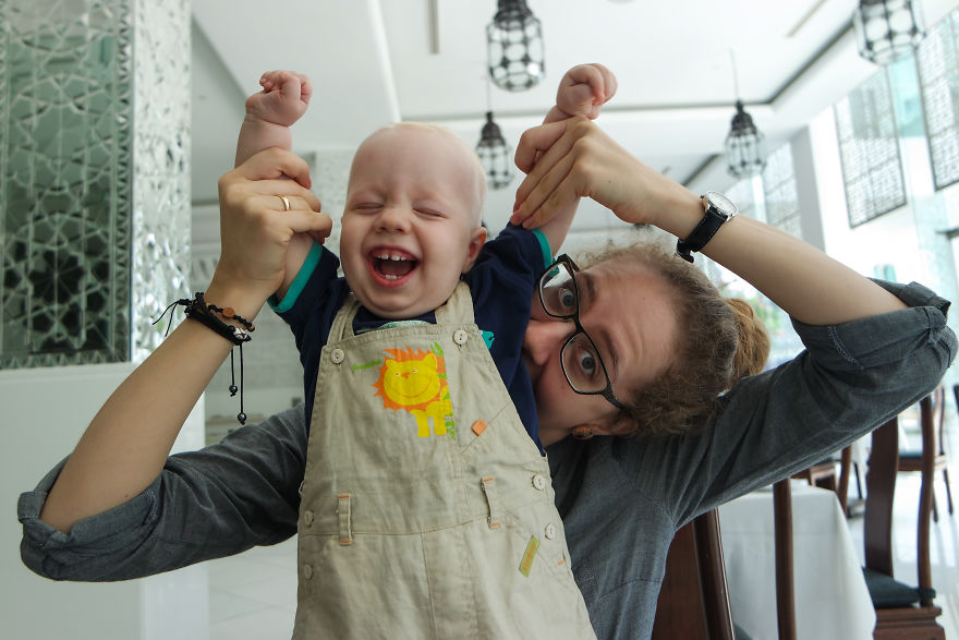 We Moved To The Philippines With 4-Months-Old Twins For Half A Year And Travelled Around Asia We Moved To The Philippines With 4-Months-Old Twins For Half A Year And Travelled Around Asia