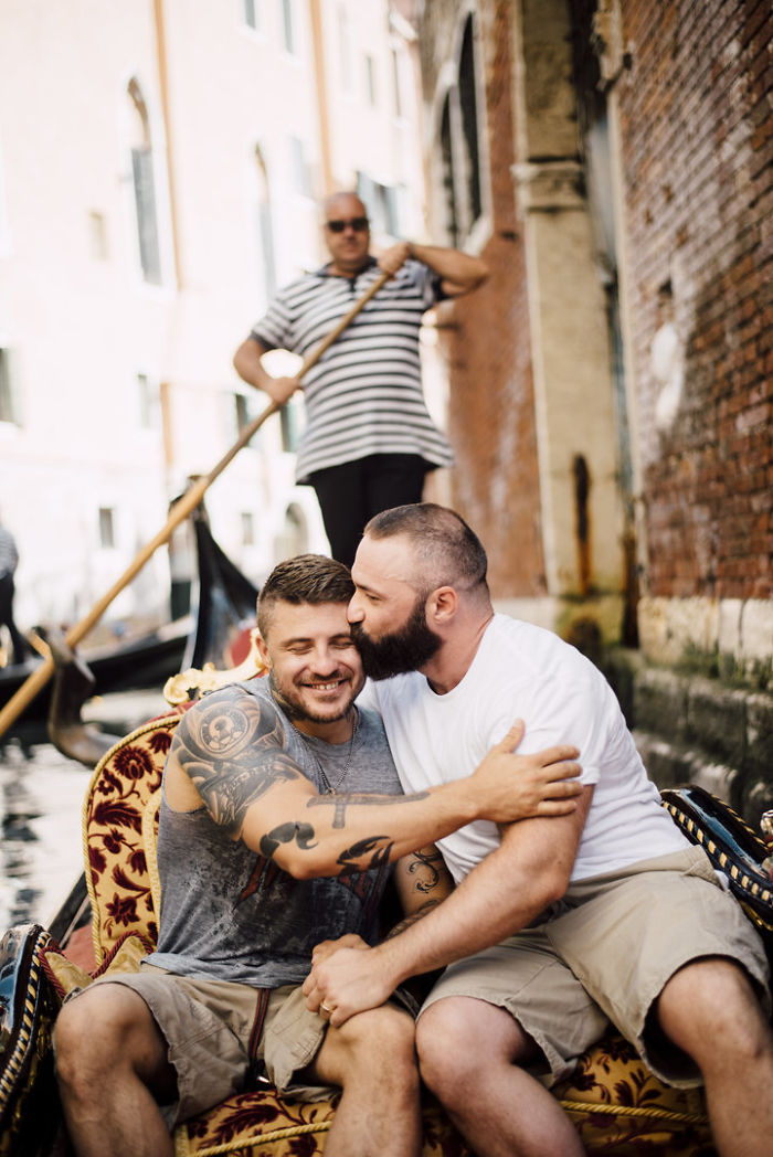 Former Olympic Diver Gets Surprise Proposal In Venice, And Their Photos Set The Internet On Fire Former Olympic Diver Gets Surprise Proposal In Venice, And Their Photos Set The Internet On Fire