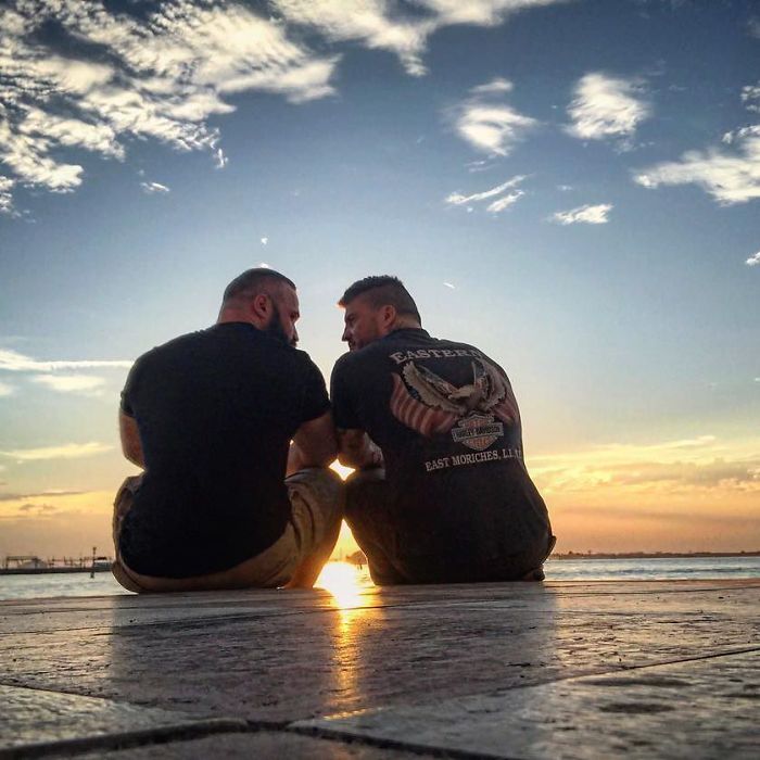 Former Olympic Diver Gets Surprise Proposal In Venice, And Their Photos Set The Internet On Fire Former Olympic Diver Gets Surprise Proposal In Venice, And Their Photos Set The Internet On Fire