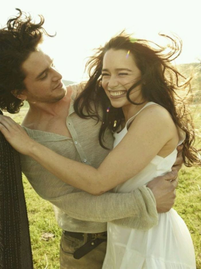 This Photoshoot Of Emilia Clarke And Kit Harington Kissing Is Going Viral, And We All Know What That Means This Photoshoot Of Emilia Clarke And Kit Harington Kissing Is Going Viral, And We All Know What That Means
