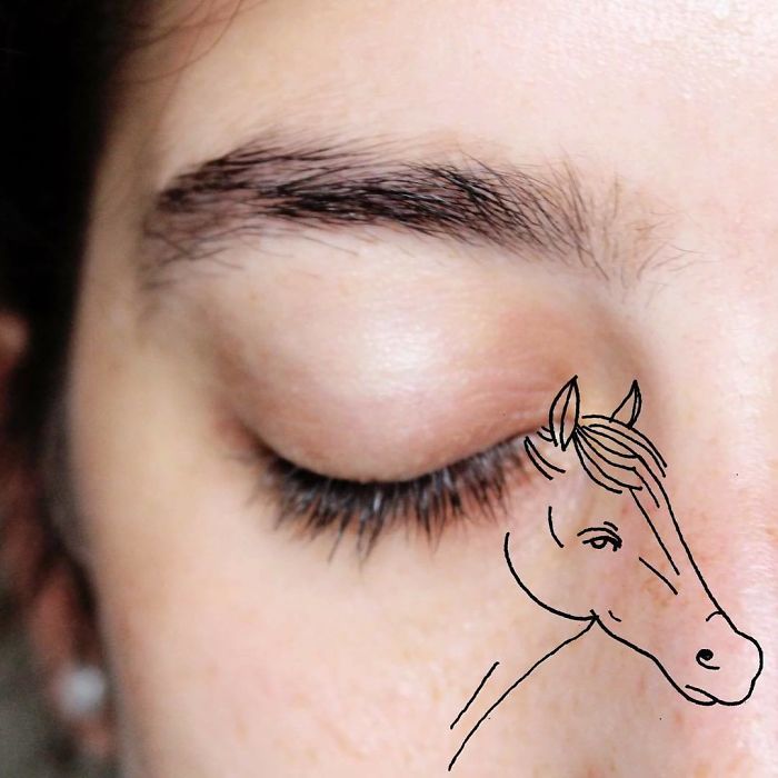 Israeli Artist Draws Doodles On Herself To Change The Way We Think About Our Bodies (NSFW) Israeli Artist Draws Doodles On Herself To Change The Way We Think About Our Bodies (NSFW)