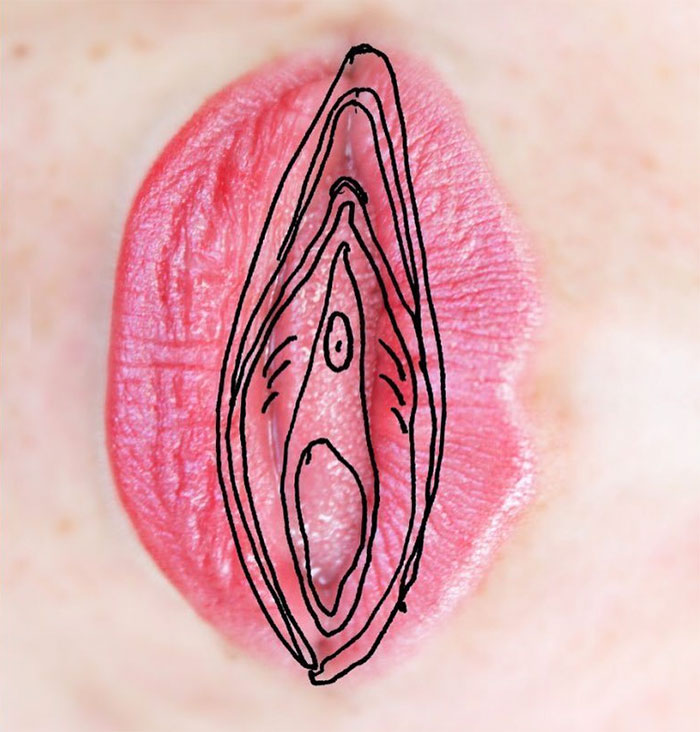 Israeli Artist Draws Doodles On Herself To Change The Way We Think About Our Bodies (NSFW) Israeli Artist Draws Doodles On Herself To Change The Way We Think About Our Bodies (NSFW)