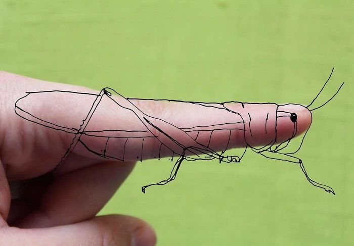 Israeli Artist Draws Doodles On Herself To Change The Way We Think About Our Bodies (NSFW) Israeli Artist Draws Doodles On Herself To Change The Way We Think About Our Bodies (NSFW)