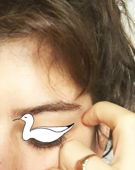 Israeli Artist Draws Doodles On Herself To Change The Way We Think About Our Bodies (NSFW) Israeli Artist Draws Doodles On Herself To Change The Way We Think About Our Bodies (NSFW)