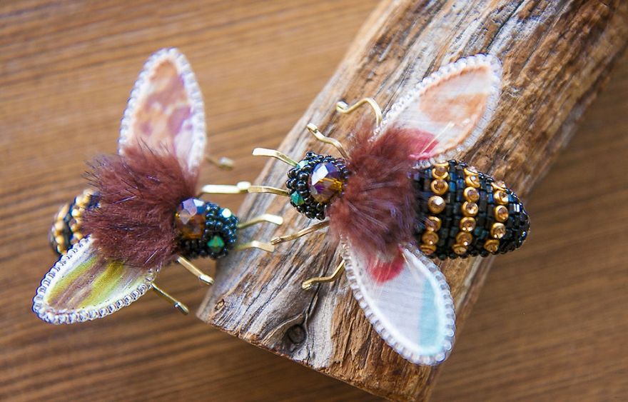 Fabulous Sparkling Brooches That Lend You Wings Fabulous Sparkling Brooches That Lend You Wings