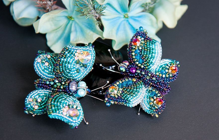 Fabulous Sparkling Brooches That Lend You Wings Fabulous Sparkling Brooches That Lend You Wings