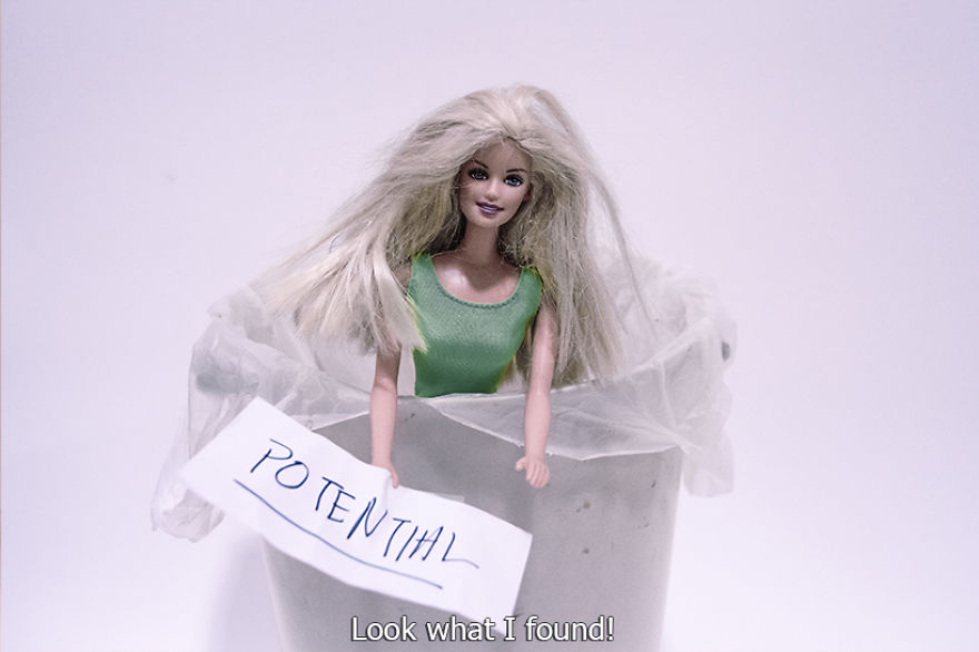 I Take Pictures Of Barbies To Highlight Issues On Mental Health And Societal Pressures I Take Pictures Of Barbies To Highlight Issues On Mental Health And Societal Pressures