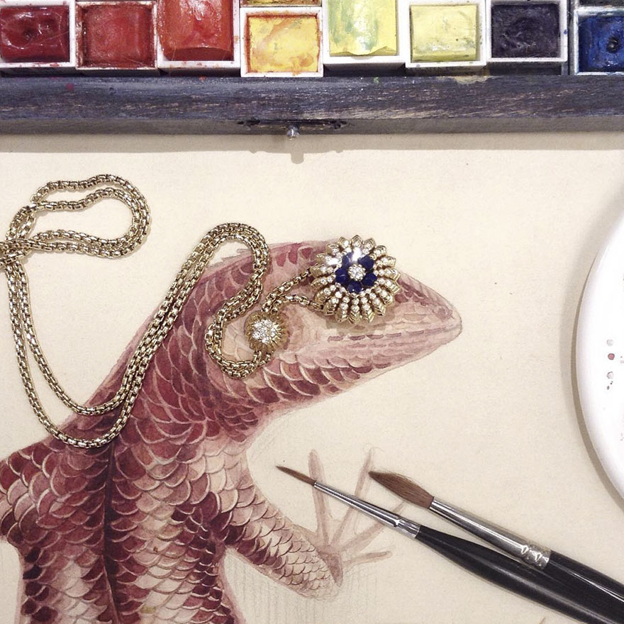 Russian Artist Reveals Her Mysterious Sketchbook To The World, And It’s Full Of Visual Secrets Russian Artist Reveals Her Mysterious Sketchbook To The World, And It’s Full Of Visual Secrets