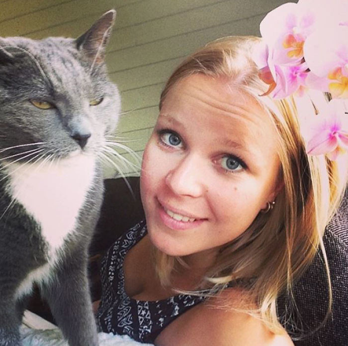 68 Times Cats Didn’t Want To Be In Your Stupid Selfies And The Result Was Hilarious 68 Times Cats Didn’t Want To Be In Your Stupid Selfies And The Result Was Hilarious