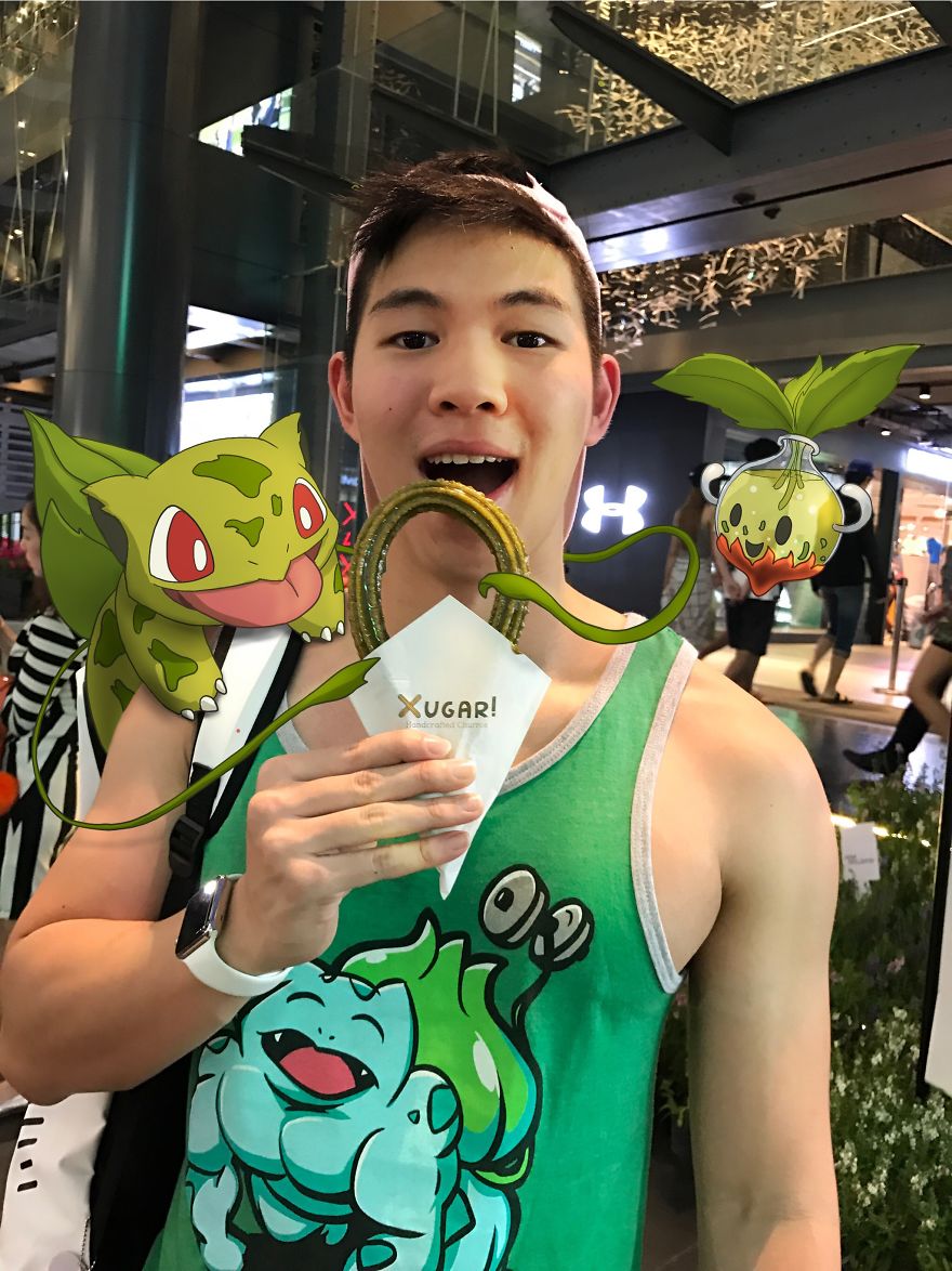 I Travel In A World Full Of Pokémon