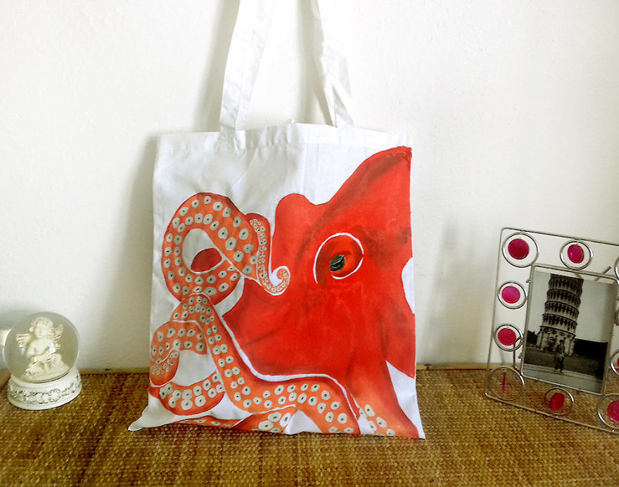 I Paint Animals On Tote Bags Because I Love It! I Paint Animals On Tote Bags Because I Love It!