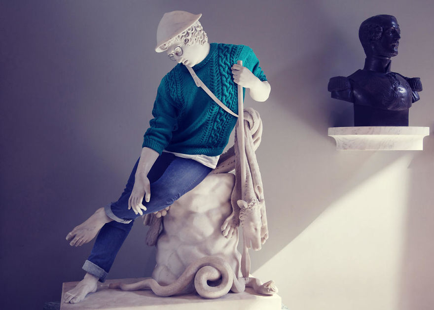 Classic Sculptures Get Dressed In Modern Clothes For &#8216;Hipsters In Stone&#8217; Project