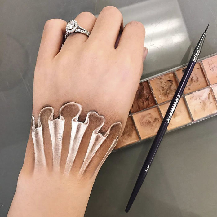 Woman Gives Up Teaching To Create Optical Illusions With Makeup, And It&#8217;s Messing With Our Minds