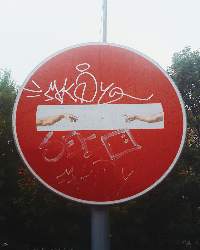 I Raise The Spirits Of Passersby By “Upgrading” Traffic Signs In Sofia, Bulgaria I Raise The Spirits Of Passersby By “Upgrading” Traffic Signs In Sofia, Bulgaria