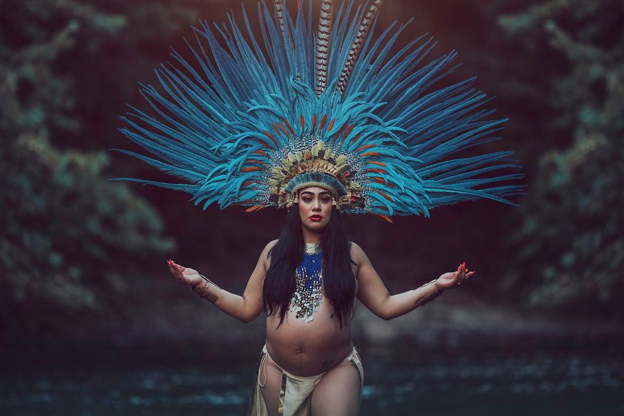 Maternity Pictures Inspired By Authenticity Of Aztec Culture Maternity Pictures Inspired By Authenticity Of Aztec Culture