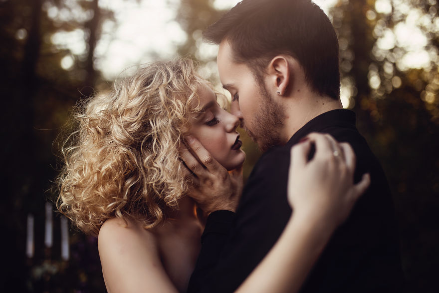 Dreamy Romeo And Juliet Inspired Photo Shoot Dreamy Romeo And Juliet Inspired Photo Shoot