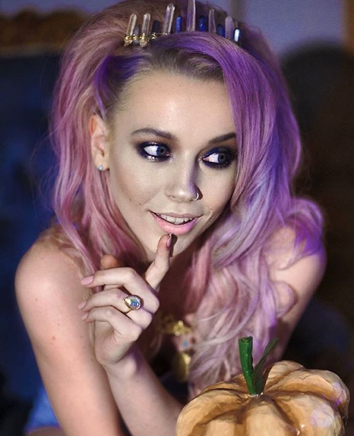 I Make Crowns For Your Fantastical Outfits I Make Crowns For Your Fantastical Outfits