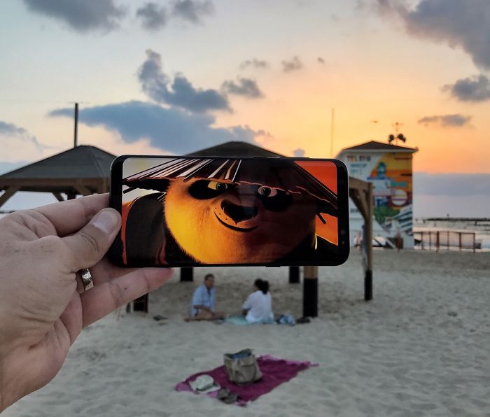 I Bring Everyday Objects To Life With My Smartphone (Part 5) I Bring Everyday Objects To Life With My Smartphone (Part 5)