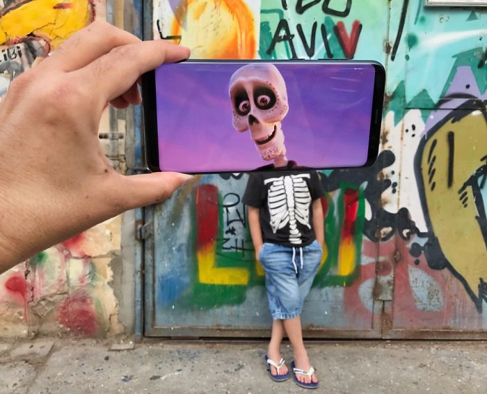 I Bring Everyday Objects To Life With My Smartphone (Part 5) I Bring Everyday Objects To Life With My Smartphone (Part 5)