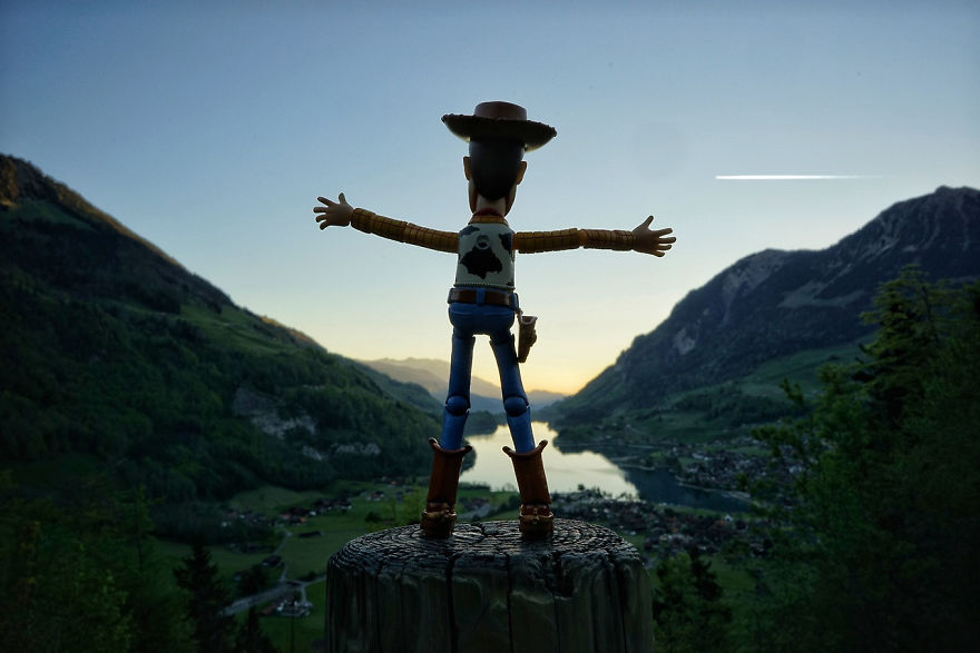 I Turn My Toys Alive With My Camera I Turn My Toys Alive With My Camera