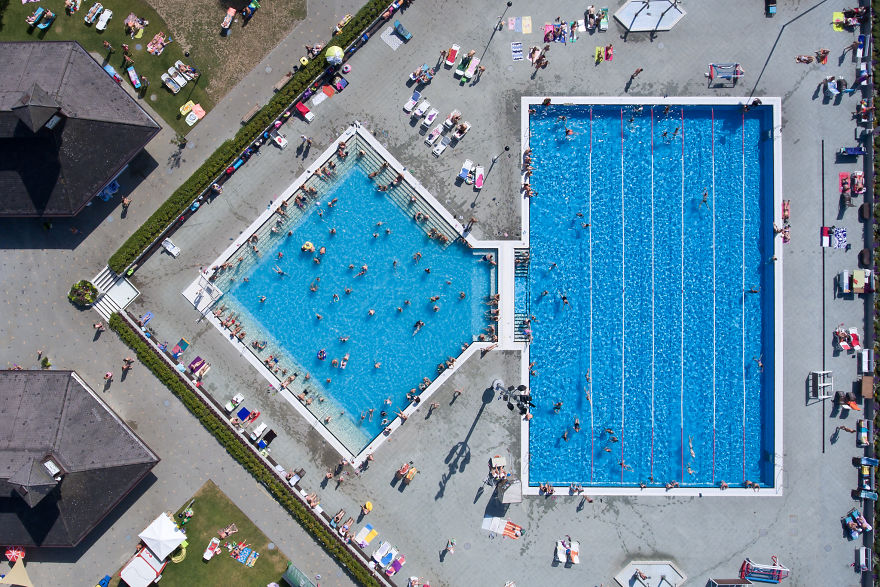 Spectacular Bird’s Eye View Of Extraordinary Pools In Budapest, Spa Capital Of The World, As You’ve Never Seen It Before Spectacular Bird’s Eye View Of Extraordinary Pools In Budapest, Spa Capital Of The World, As You’ve Never Seen It Before
