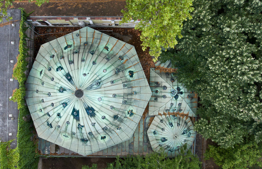 Spectacular Bird’s Eye View Of Extraordinary Pools In Budapest, Spa Capital Of The World, As You’ve Never Seen It Before Spectacular Bird’s Eye View Of Extraordinary Pools In Budapest, Spa Capital Of The World, As You’ve Never Seen It Before