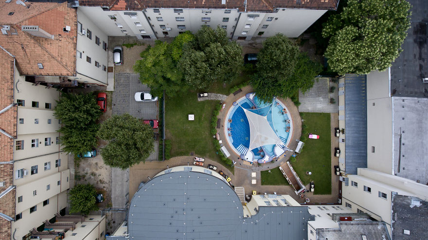 Spectacular Bird’s Eye View Of Extraordinary Pools In Budapest, Spa Capital Of The World, As You’ve Never Seen It Before Spectacular Bird’s Eye View Of Extraordinary Pools In Budapest, Spa Capital Of The World, As You’ve Never Seen It Before