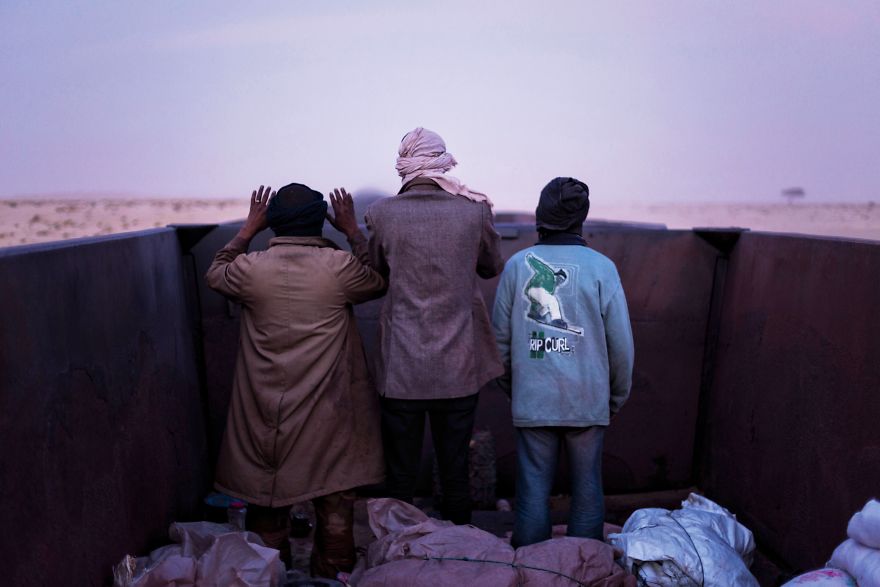 Freight Train Hopping In Mauritania: 4000 Kilometers In A Cargo Carriage With Local Shepherds And Their Sheep Freight Train Hopping In Mauritania: 4000 Kilometers In A Cargo Carriage With Local Shepherds And Their Sheep