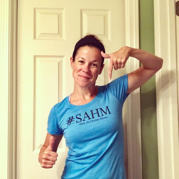 Woman Gets Fed Up With Mom-Shaming, Decides To Shut It Down With A Powerful Message Woman Gets Fed Up With Mom-Shaming, Decides To Shut It Down With A Powerful Message