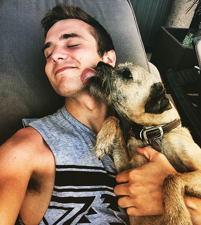 Guy Brutally Roasts PETA On Twitter, And People Are Finally Realizing The Truth Guy Brutally Roasts PETA On Twitter, And People Are Finally Realizing The Truth