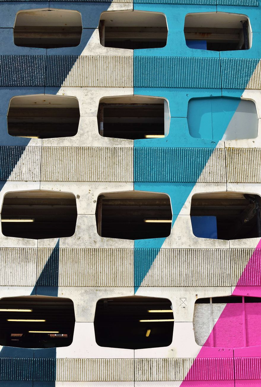 Street Artist Transforms 60s Carpark With Giant, Candy-Striped Supergraphic Artwork Street Artist Transforms 60s Carpark With Giant, Candy-Striped Supergraphic Artwork