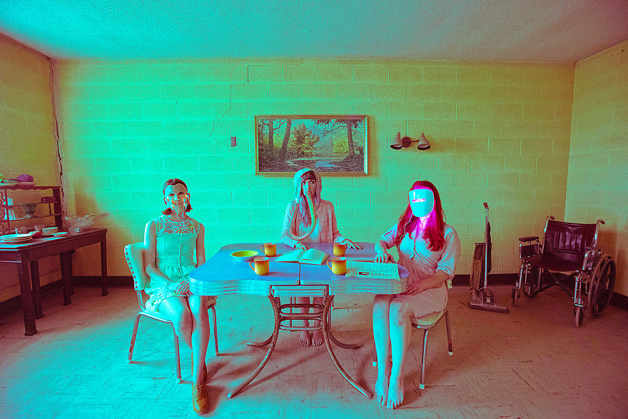 I Spent A Day Creating Sci-Fi Scenes In A 200 Year Old Asylum I Spent A Day Creating Sci-Fi Scenes In A 200 Year Old Asylum