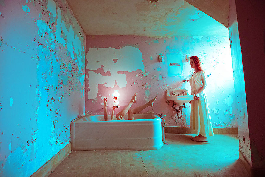 I Spent A Day Creating Sci-Fi Scenes In A 200 Year Old Asylum I Spent A Day Creating Sci-Fi Scenes In A 200 Year Old Asylum