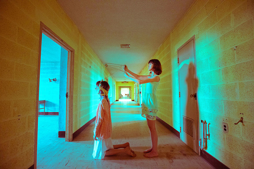 I Spent A Day Creating Sci-Fi Scenes In A 200 Year Old Asylum I Spent A Day Creating Sci-Fi Scenes In A 200 Year Old Asylum