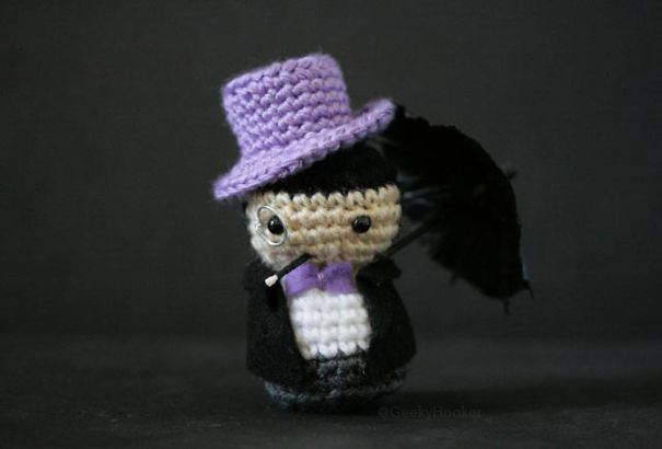 I Crochet Little Characters To Scatter Around San Diego For Strangers To Find I Crochet Little Characters To Scatter Around San Diego For Strangers To Find