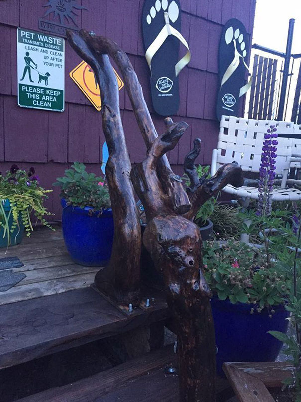 Bar Gets Vandalized, So Bartender Tracks Down Vandals And Makes Them An Offer They Can’t Refuse Bar Gets Vandalized, So Bartender Tracks Down Vandals And Makes Them An Offer They Can’t Refuse