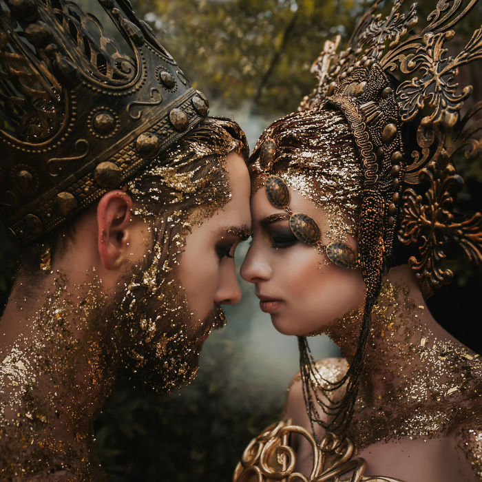 I&#8217;m A Self-Taught Artist Who Creates Wearable Art Pieces