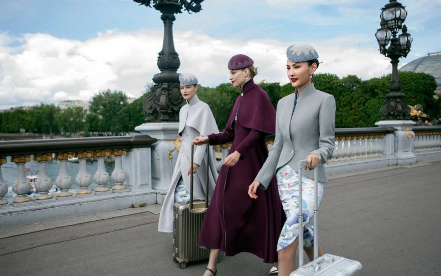 Chinese Airline’s New Haute Couture Uniforms Puts Other Airlines To Shame Chinese Airline’s New Haute Couture Uniforms Puts Other Airlines To Shame