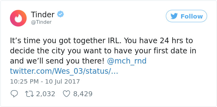 Strangers Who’ve Kept Hilarious Tinder Conversation For 3 Years Go Viral, So Tinder Itself Decides To Step In Strangers Who’ve Kept Hilarious Tinder Conversation For 3 Years Go Viral, So Tinder Itself Decides To Step In