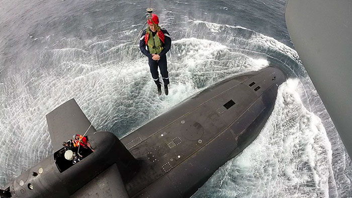 French President Macron Casually Lands On Nuclear Submarine Like James Bond, And Internet Can’t Handle It French President Macron Casually Lands On Nuclear Submarine Like James Bond, And Internet Can’t Handle It