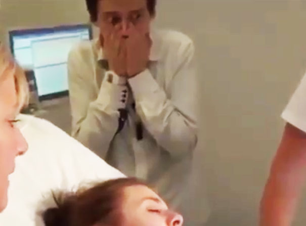 This Guy’s Reaction To Childbirth Will Make You Laugh Out Loud This Guy’s Reaction To Childbirth Will Make You Laugh Out Loud
