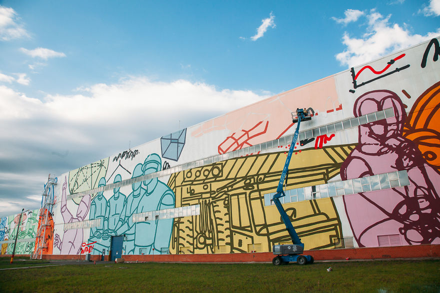 Evolution-2: We Created The Largest Mural In The World