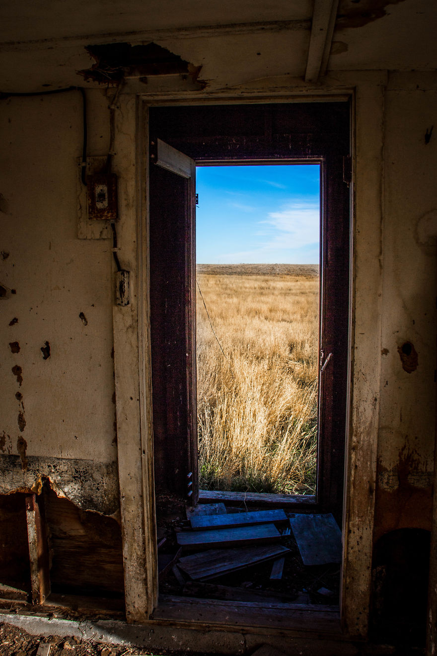 I Photograph The Views From Abandoned Prairie Place’s Doors And Windows I Photograph The Views From Abandoned Prairie Place’s Doors And Windows