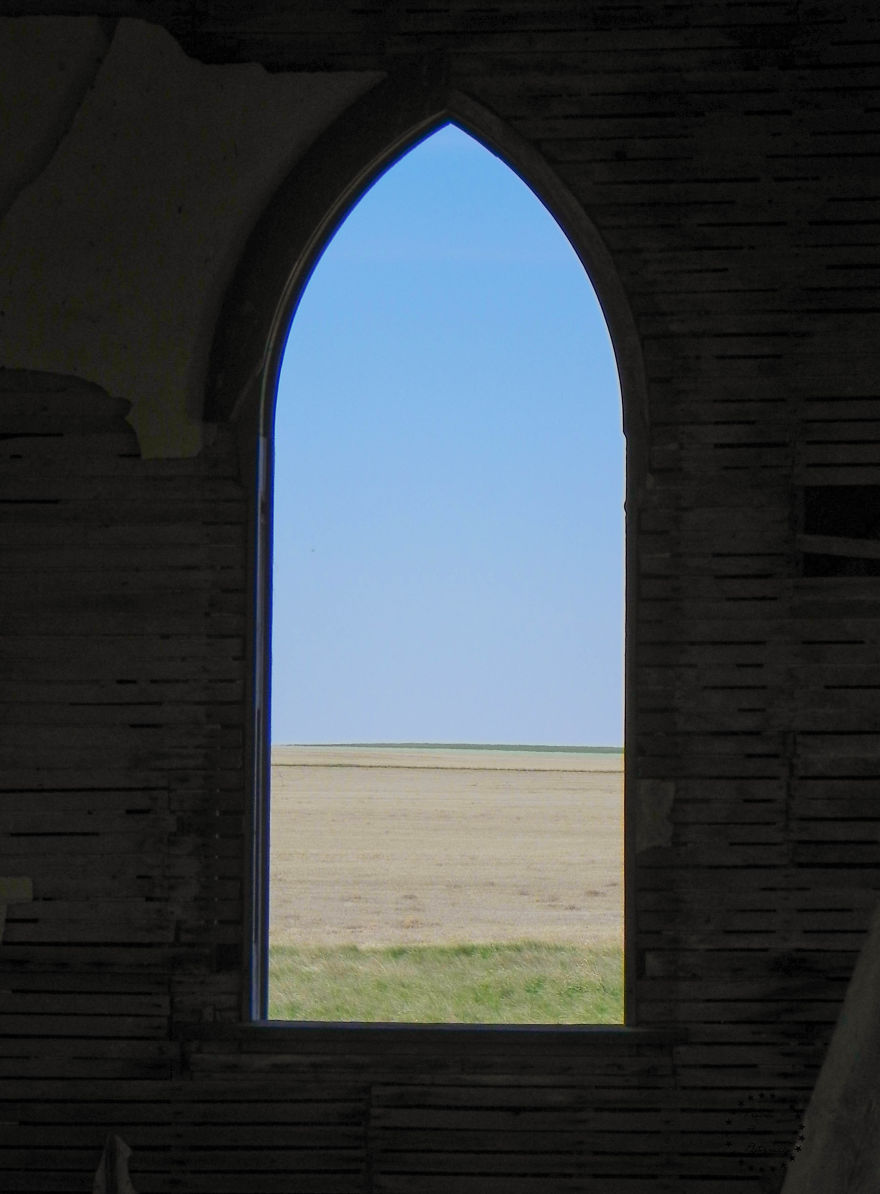 I Photograph The Views From Abandoned Prairie Place’s Doors And Windows I Photograph The Views From Abandoned Prairie Place’s Doors And Windows