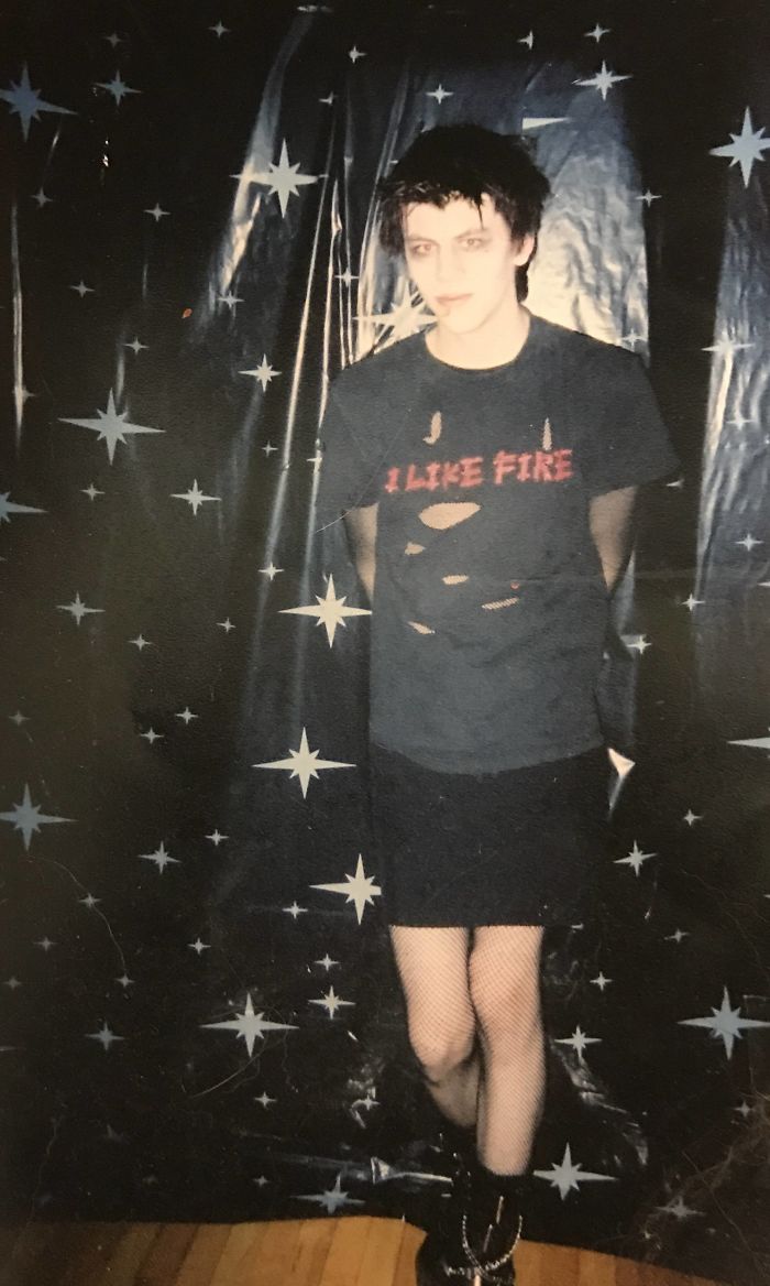 People Are Posting Their Most Embarrassing Childhood Photos, And It&#8217;s Impossible Not To Laugh