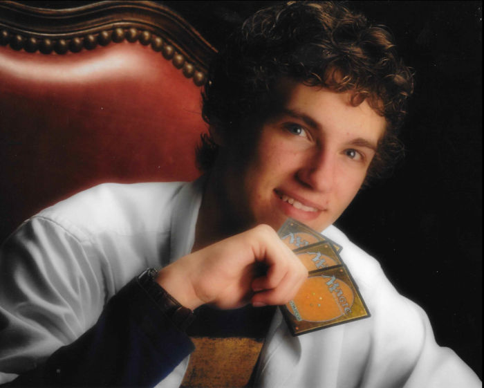 People Are Posting Their Most Embarrassing Childhood Photos, And It&#8217;s Impossible Not To Laugh