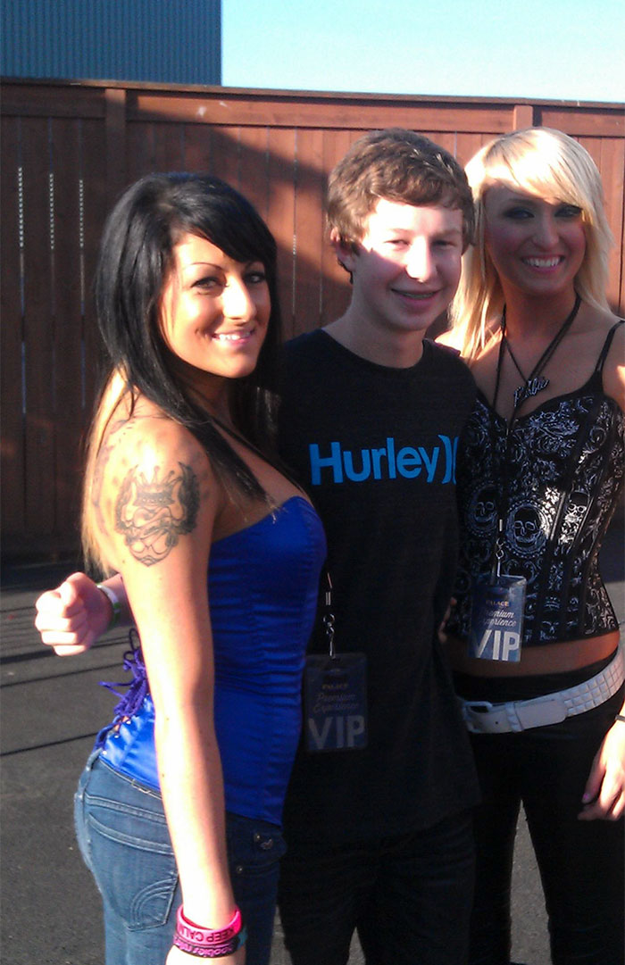 People Are Posting Their Most Embarrassing Childhood Photos, And It&#8217;s Impossible Not To Laugh