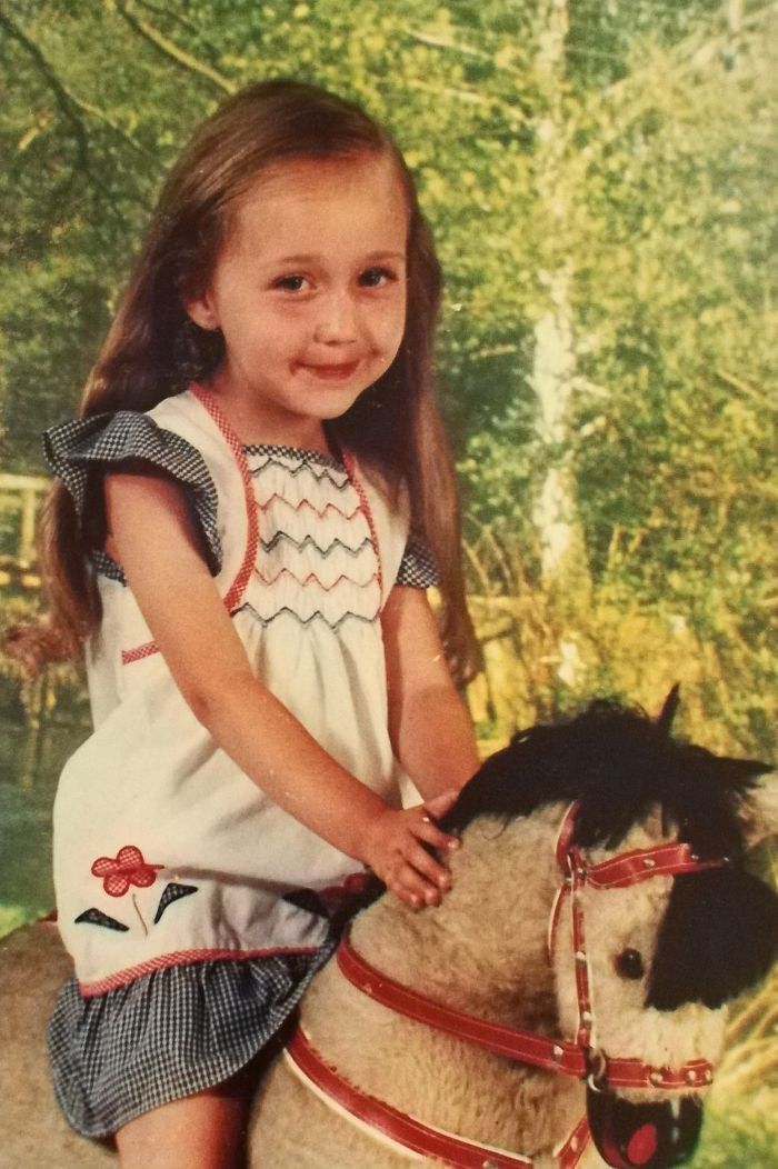 People Are Posting Their Most Embarrassing Childhood Photos, And It&#8217;s Impossible Not To Laugh