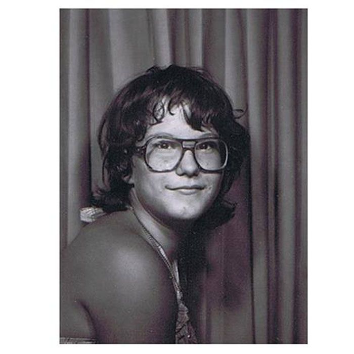 People Are Posting Their Most Embarrassing Childhood Photos, And It&#8217;s Impossible Not To Laugh