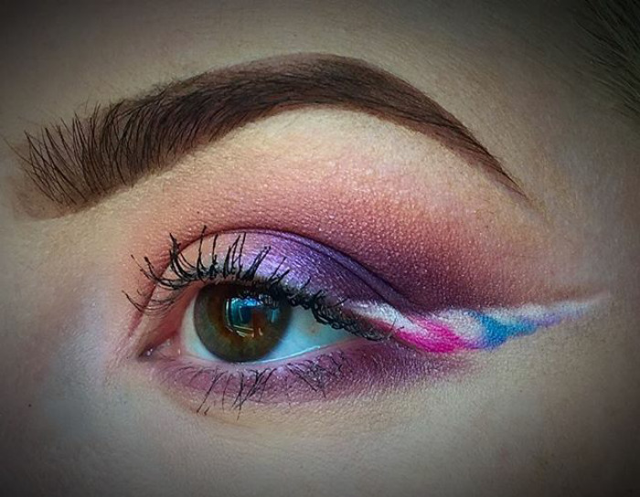 Unicorn Eyeliner Is A Thing Now And It Looks Extra Magical Unicorn Eyeliner Is A Thing Now And It Looks Extra Magical